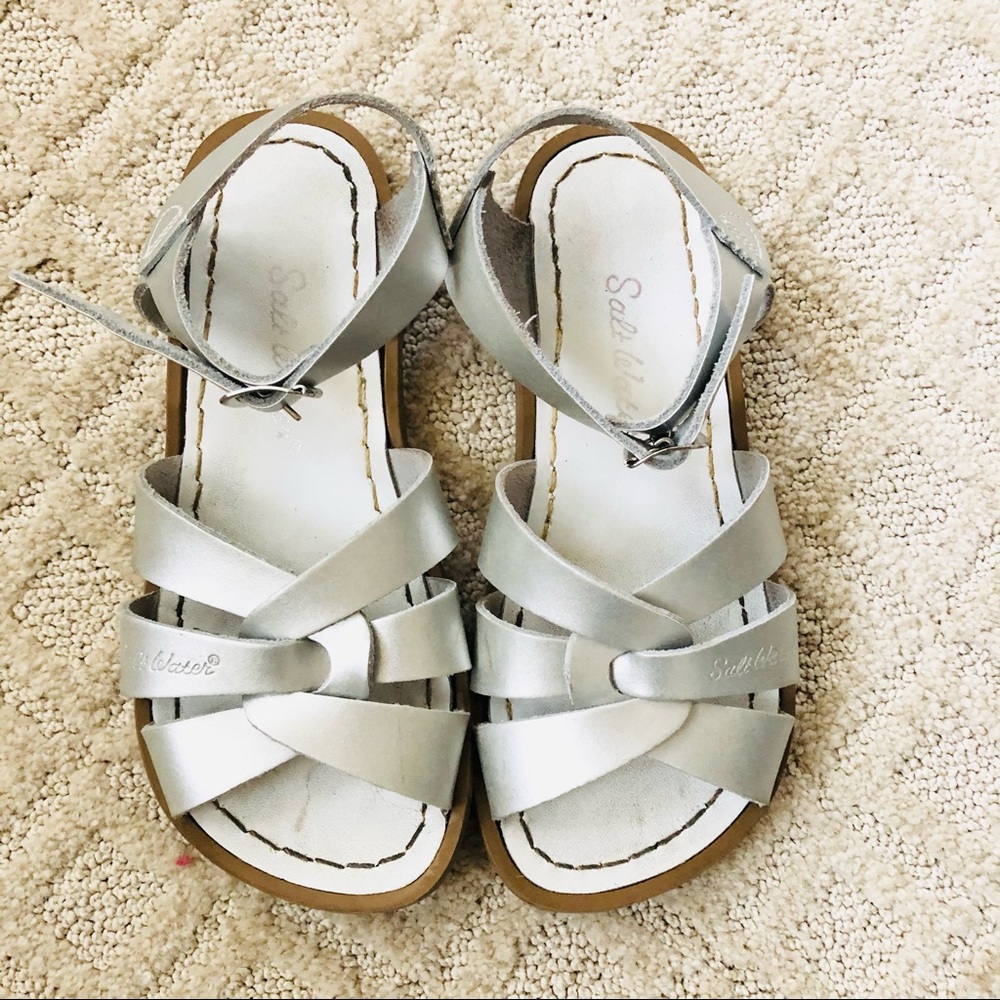 ‼️SOLD‼️ Saltwater Sandals Silver
